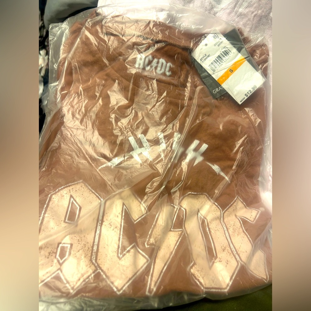 AC/DC shirt NWT
